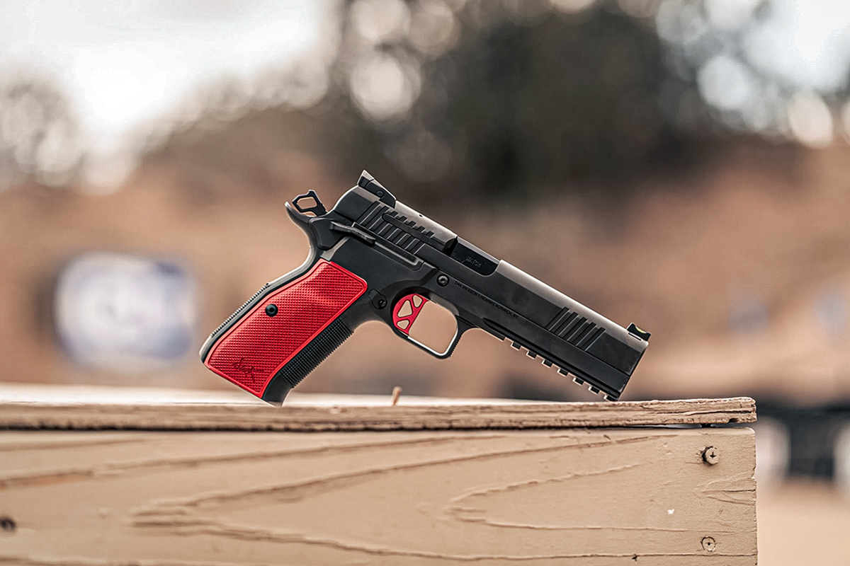 DWX-Lifestyle CZ‑USA Dan Wesson DWX Pistol 19‑round black with red grips and trigger