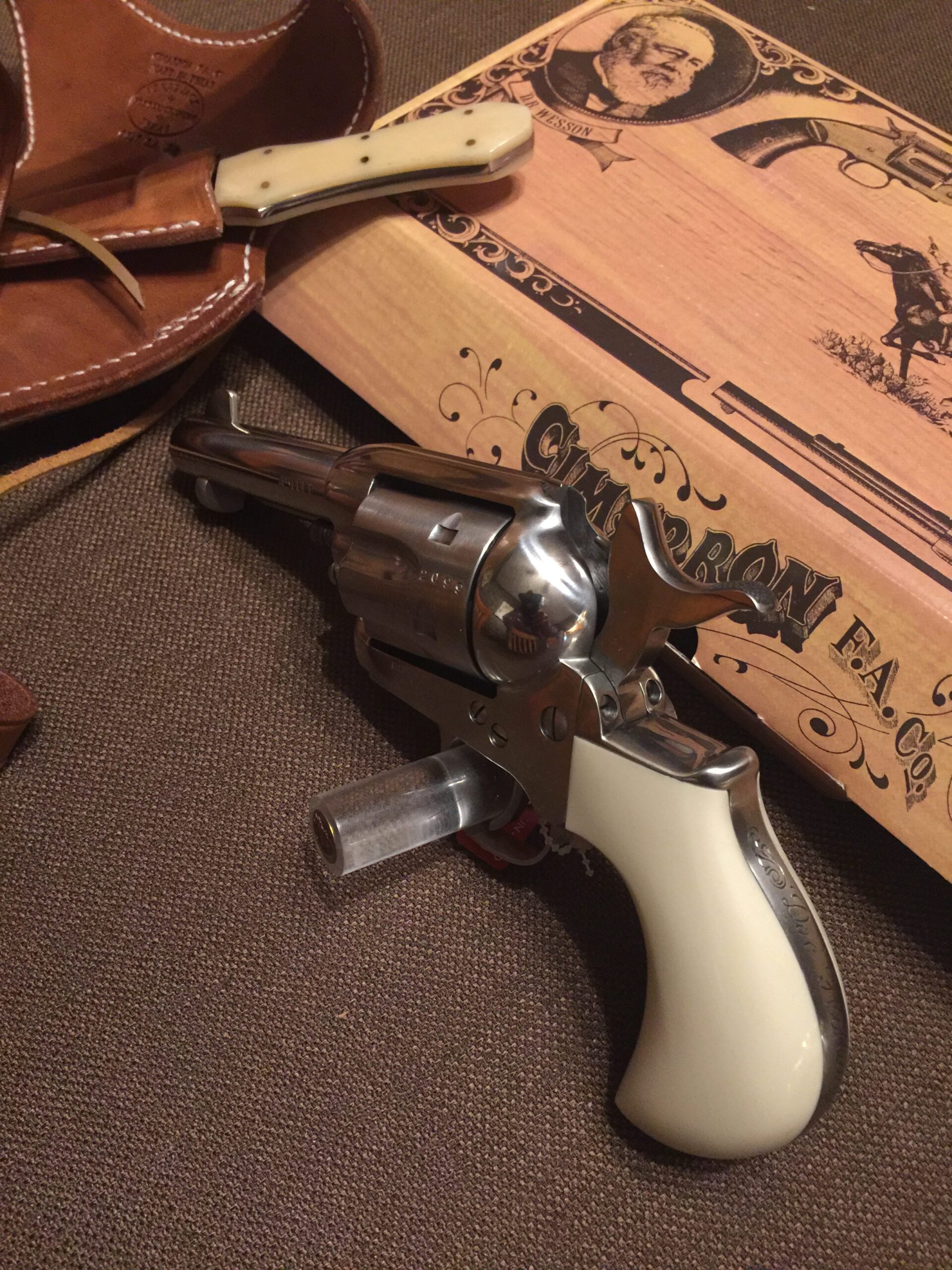 IMG_5701-rotated Cimarron Doc Holliday Thunderer Revolver 45 Colt 3.5″ barrel stainless Tru‑Ivory